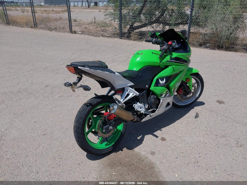 2010 KAWASAKI EX250 auction photo 4