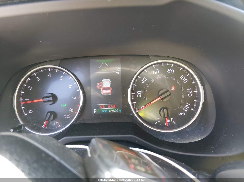 VIN 2T3W1RFV2NC185817 2022 TOYOTA RAV4 XLE