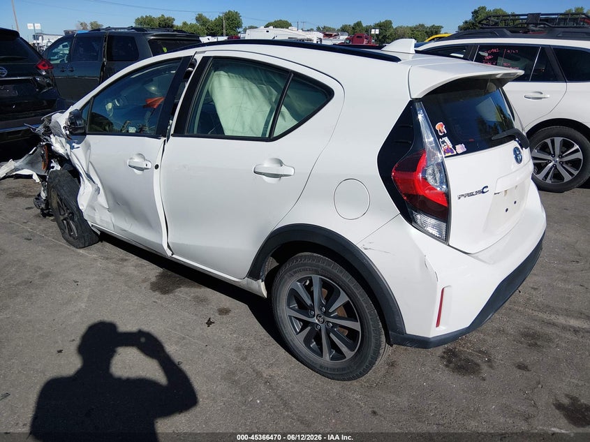 2018 TOYOTA PRIUS C auction photo 3