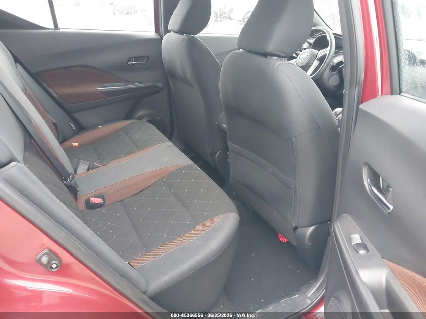 2020 NISSAN KICKS auction photo 8