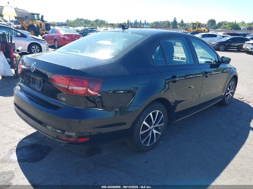 2016 VOLKSWAGEN JETTA auction photo 4
