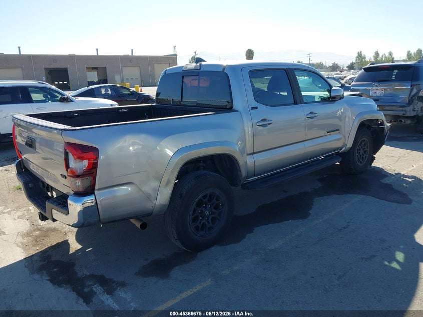 2019 TOYOTA TACOMA auction photo 4