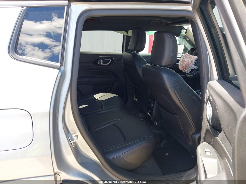 2022 JEEP COMPASS auction photo 8