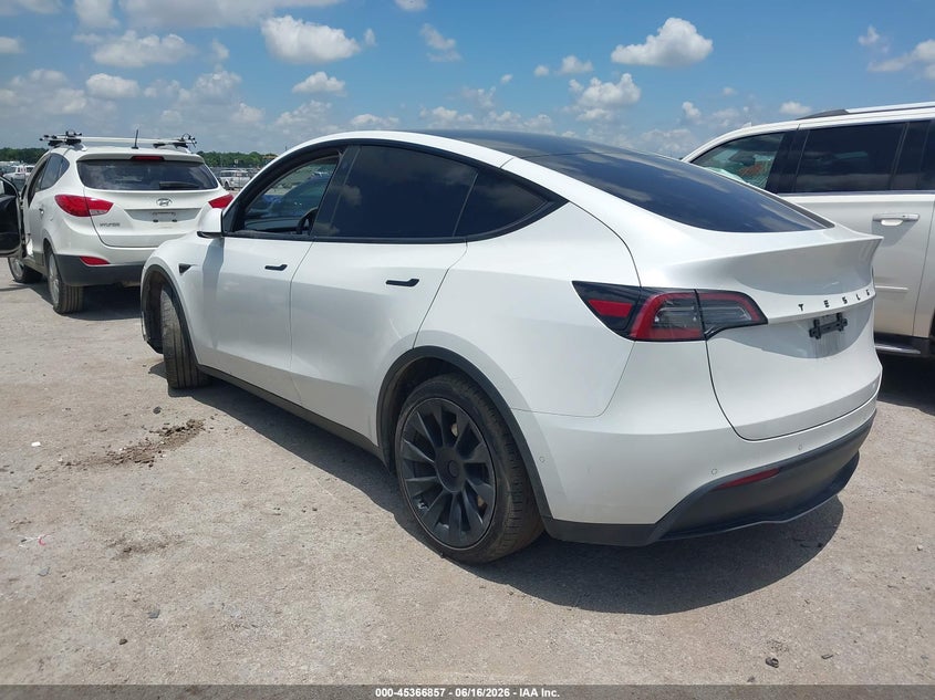 Vin: 5yjygdee7mf191093, lot: 45864818, tesla model y long range dual motor all-wheel drive 20213