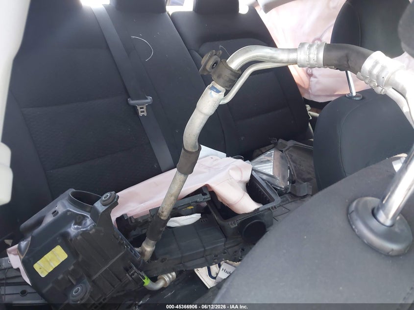 2019 HYUNDAI ELANTRA auction photo 8
