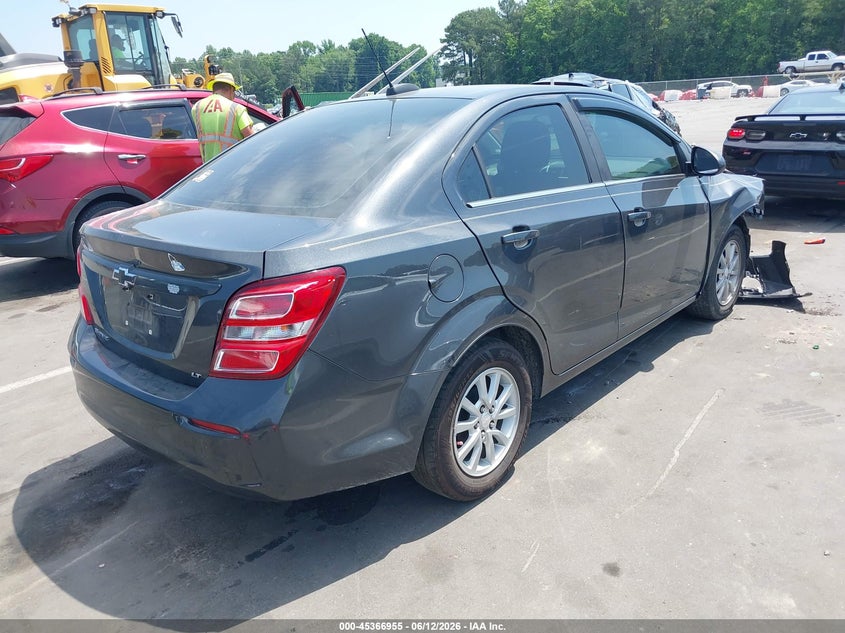 2017 CHEVROLET SONIC auction photo 4