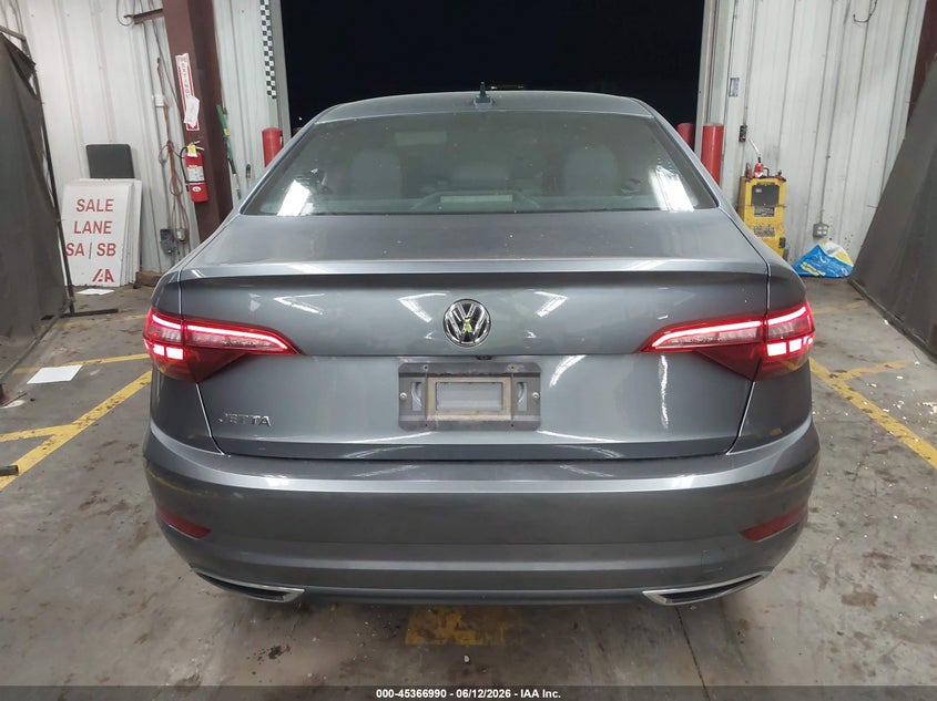 AtlanticExpress - Volkswagen Jetta