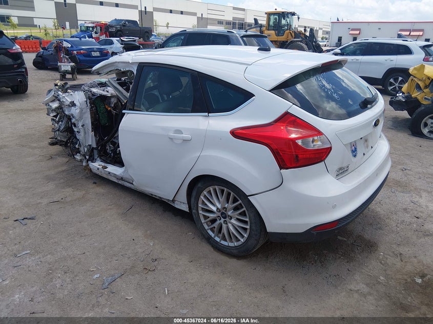 Vin: 1fahp3m24cl315128, lot: 45864985, ford focus sel 20123