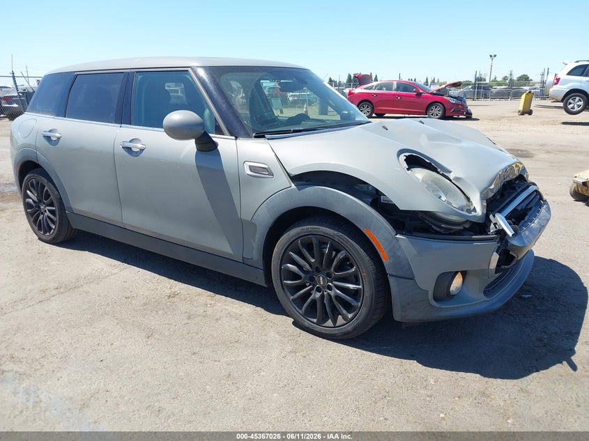 2016 MINI CLUBMAN COOPER