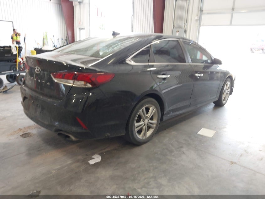 2018 HYUNDAI SONATA auction photo 4
