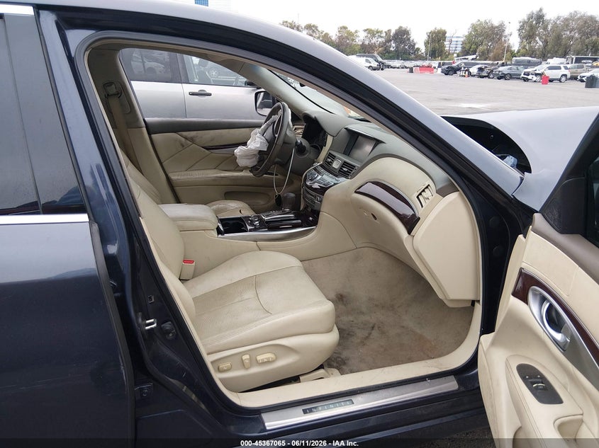 2011 INFINITI M37 auction photo 5
