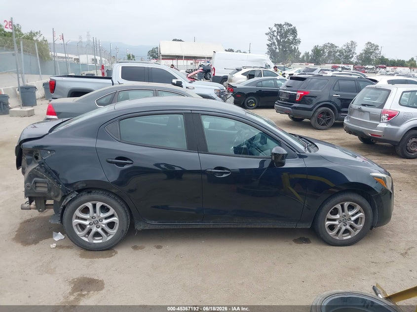 VIN 3MYDLBYV3JY306350 2018 TOYOTA YARIS IA