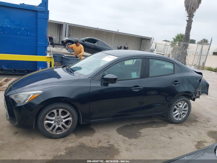 VIN 3MYDLBYV3JY306350 2018 TOYOTA YARIS IA