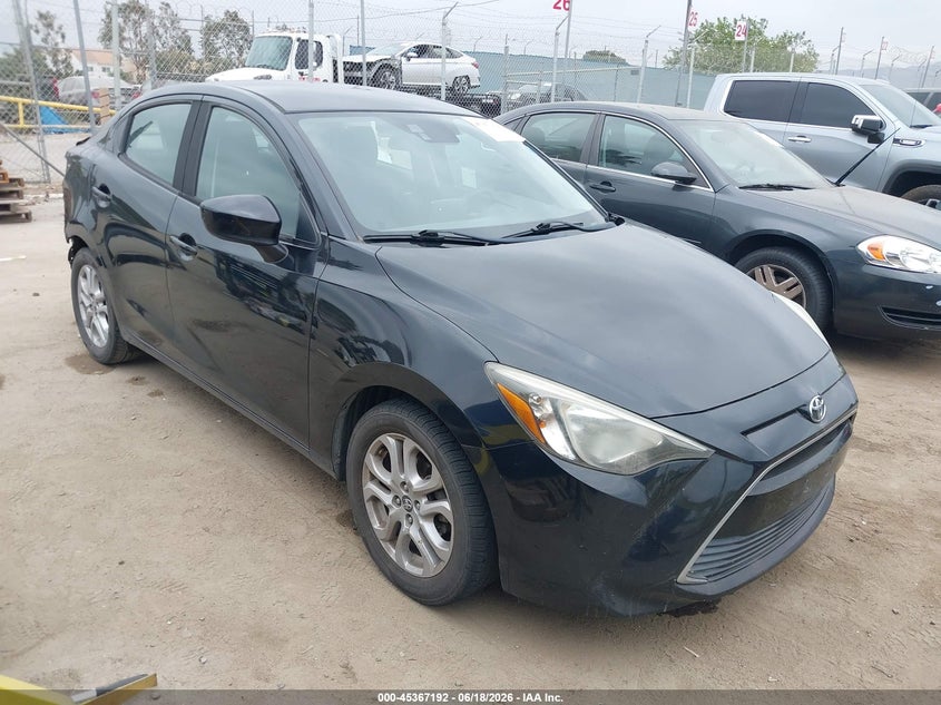 TOYOTA YARIS IA 2018