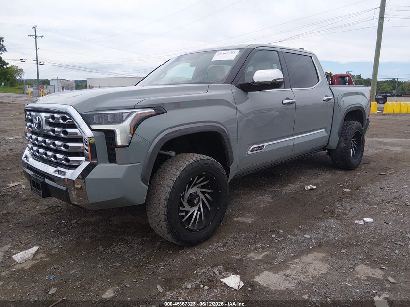 TOYOTA TUNDRA - zdjęcie 2