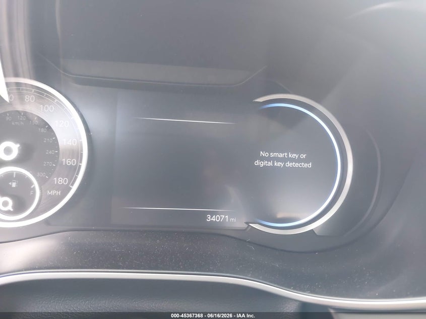 2022 Genesis G70 3.3T Rwd Launch Edition VIN: KMTG14TE9NU082922 Lot: 45367368
