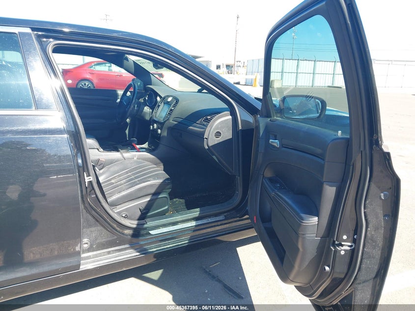 2014 CHRYSLER 300 300S · Фото 5