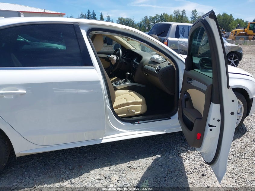 2015 AUDI A4 SEDAN 2.0L I-4 DI, DOHC, VVT, TURBO, 220HP