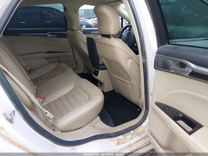 2016 FORD FUSION auction photo 8