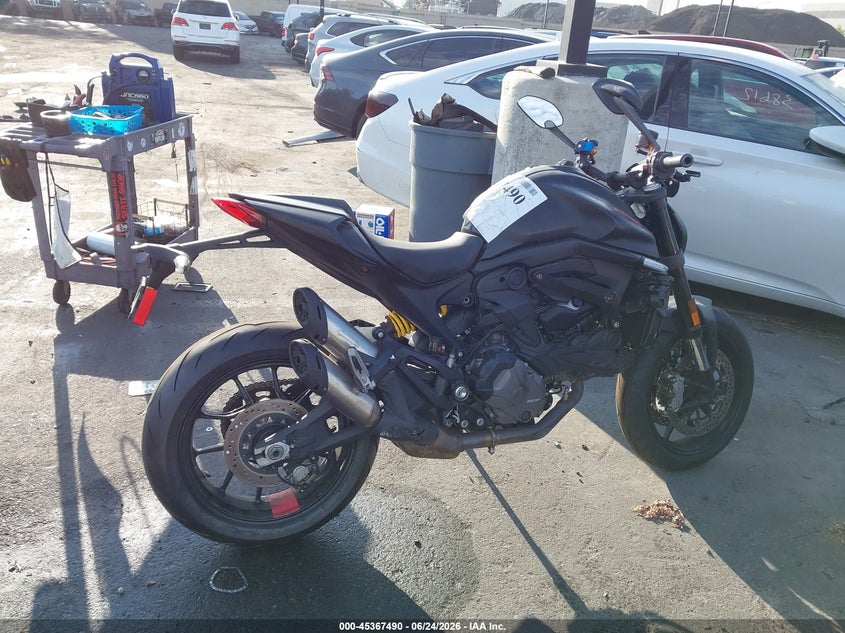 2022 Ducati Monster VIN: ZDMMAMDTXNB006172 Lot: 45367490
