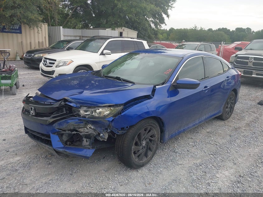 19XFC2E51JE028304 2018 Honda Civic Lx photo 1