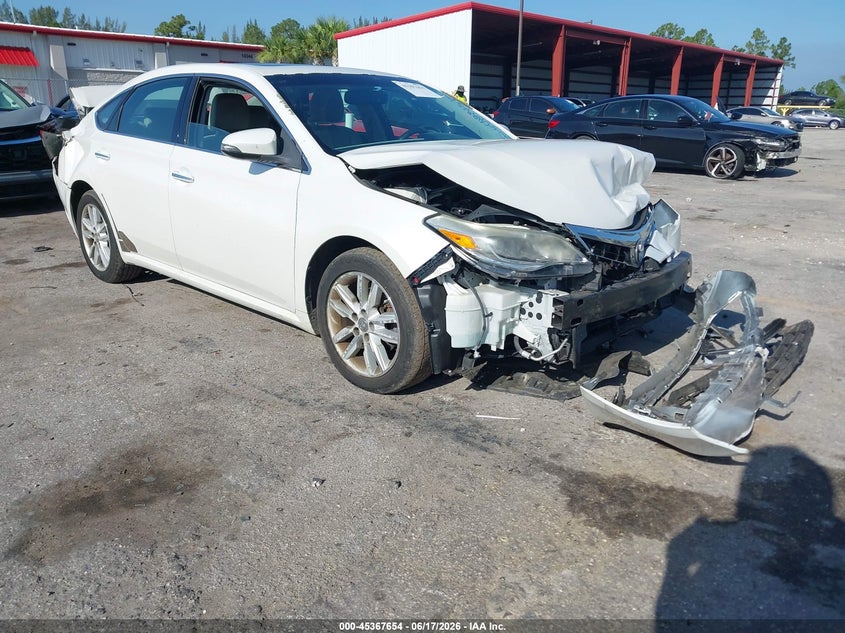 2014 TOYOTA AVALON — zdjęcie z aukcji