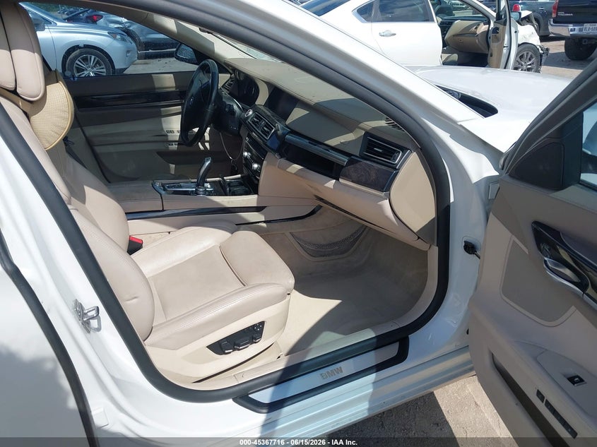 2011 BMW 750LI auction photo 5