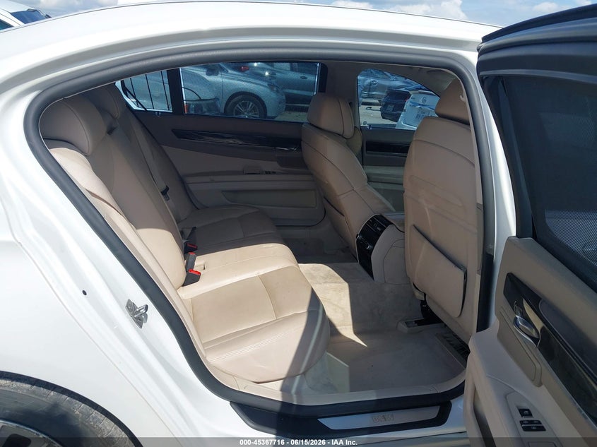 2011 BMW 750LI auction photo 8