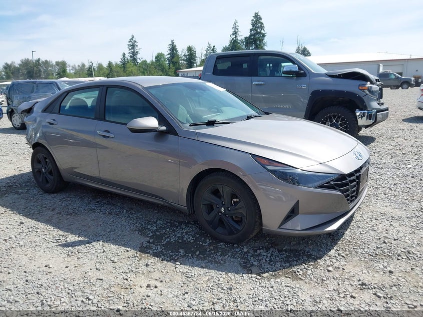 2022 HYUNDAI ELANTRA SEL