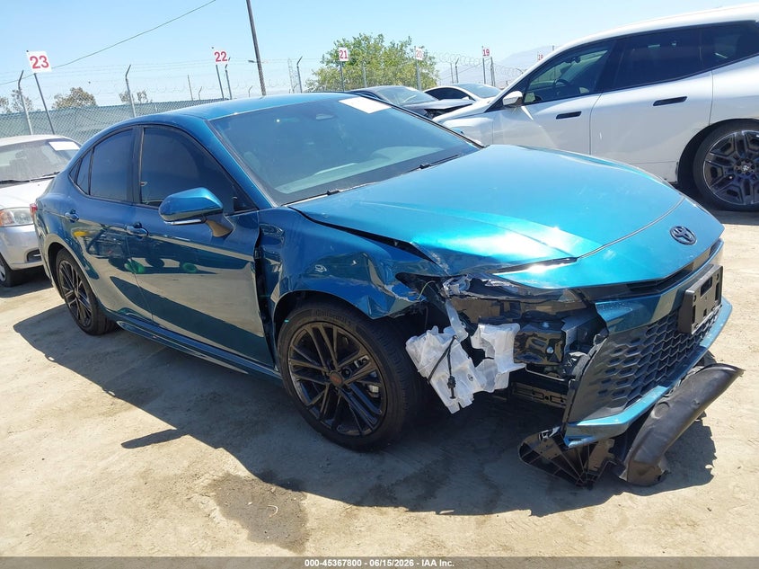 2025 TOYOTA CAMRY SE — Photo gallery
