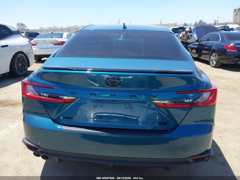 2025 TOYOTA CAMRY SE — Photo 16