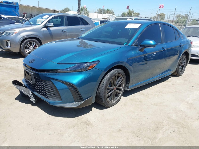 2025 TOYOTA CAMRY SE — Photo 2