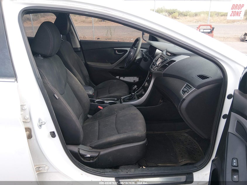 AtlanticExpress - Hyundai Elantra