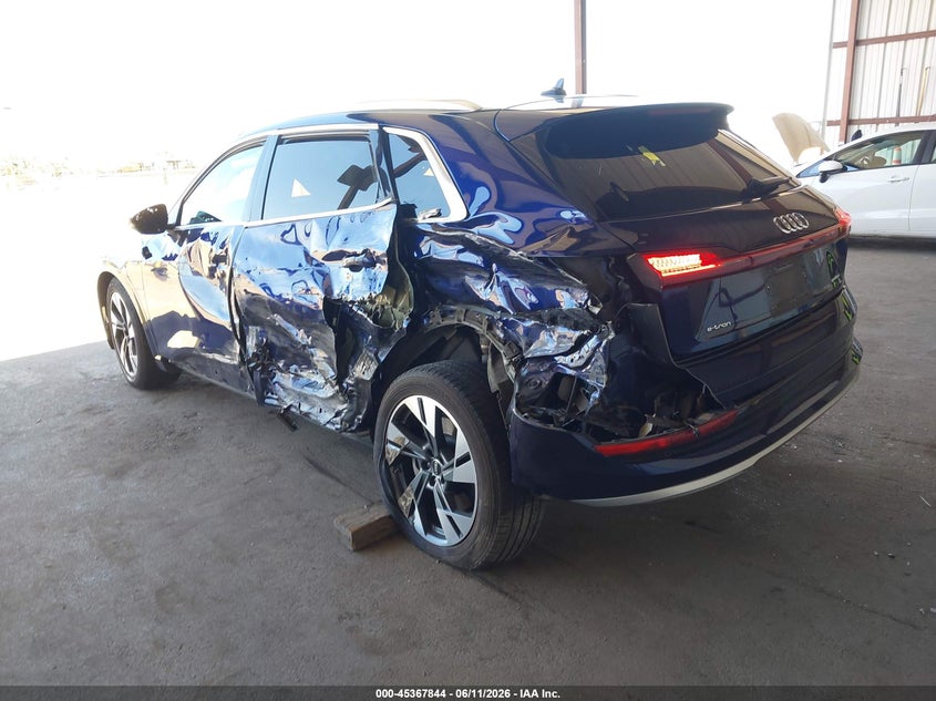 Vin: wa1aaage9nb020049, lot: 45865805, audi e-tron premium quattro 20223