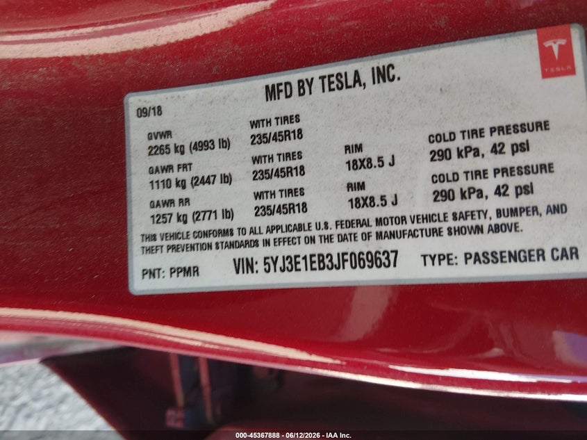 2018 Tesla Model 3 Long Range/Performance VIN: 5YJ3E1EB3JF069637 Lot: 45367888