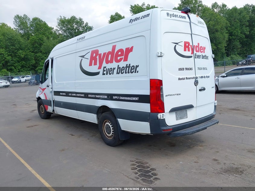 VIN: W2W4ECHY3KP199593 2019 FREIGHTLINER SPRINTER 2500 HIGH ROOF V6