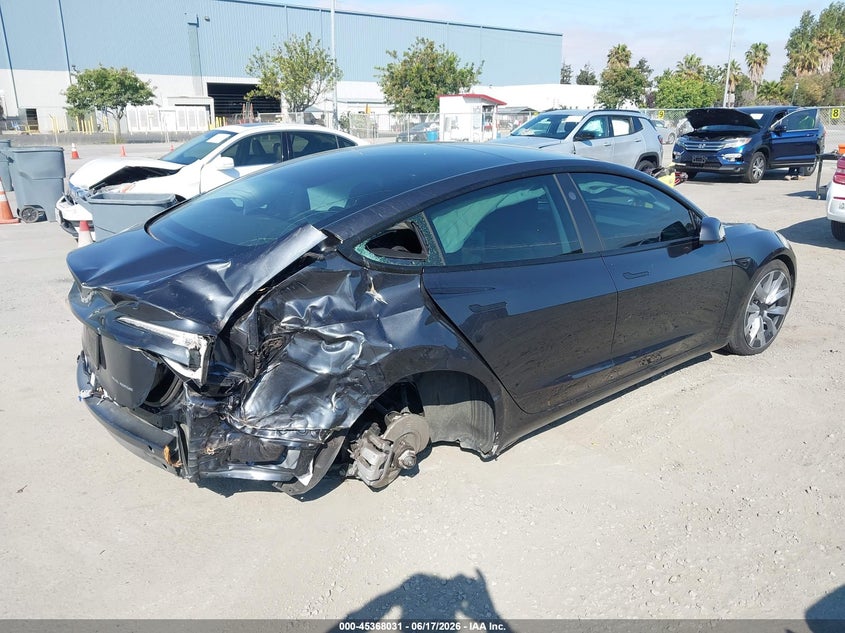 2025 TESLA MODEL 3 auction photo 4