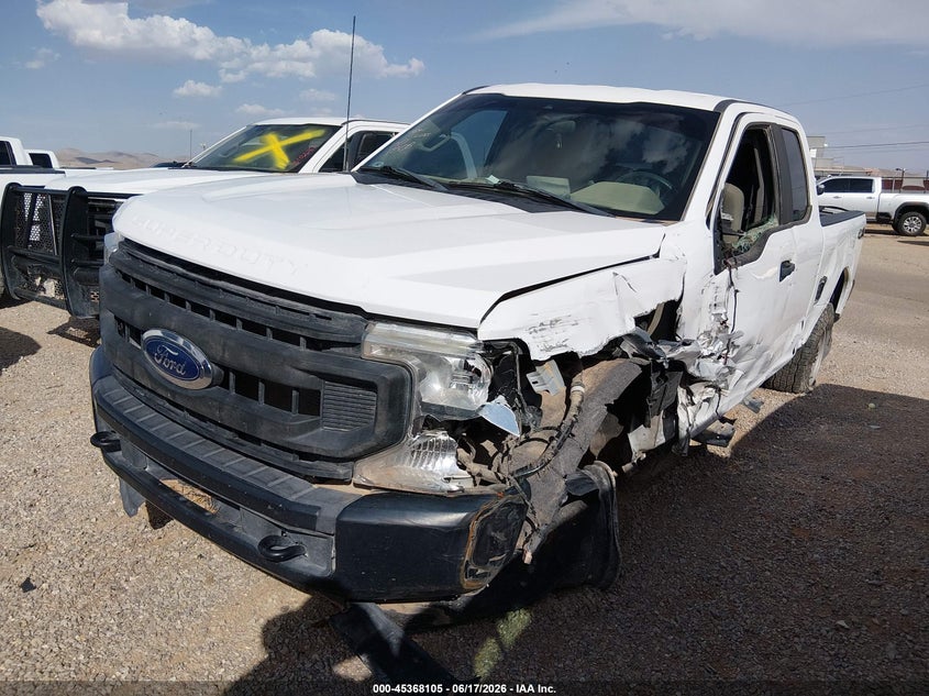 2022 Ford F250, Left Side, IAAI, VIN 1FT7X2B61NEE24613 — photo 2