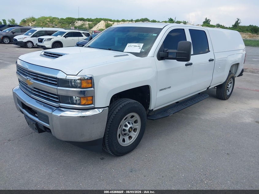 2017 Chevrolet Silverado, Звичайний знос, IAAI, VIN 1GC4KYCY4HF197677 — фото 2