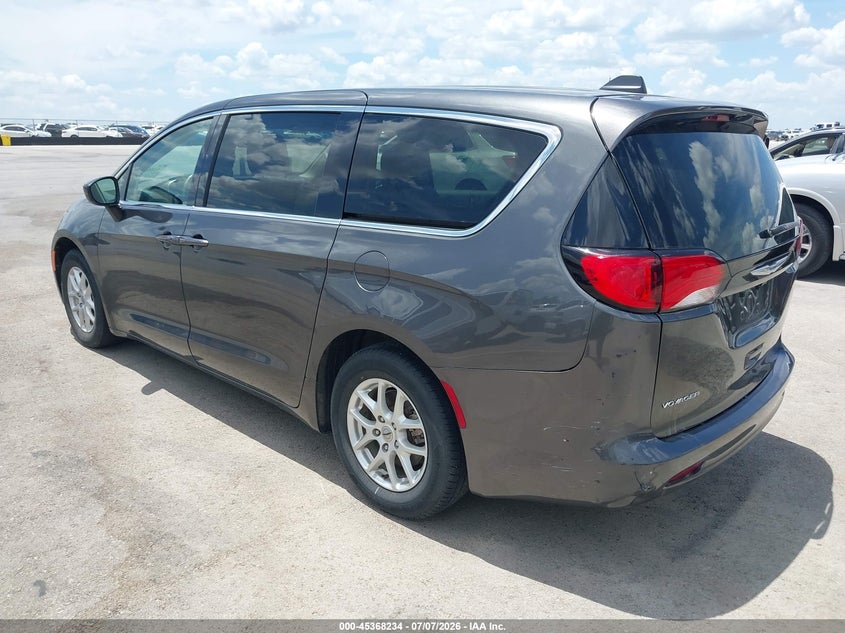 2022 CHRYSLER VOYAGER auction photo 3