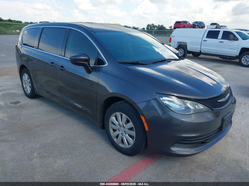 2020 Chrysler Voyager