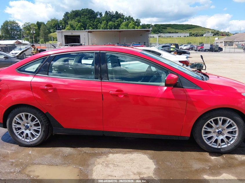 FORD FOCUS 2012 VIN 1FAHP3F24CL197949
