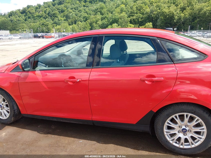 FORD FOCUS 2012 VIN 1FAHP3F24CL197949