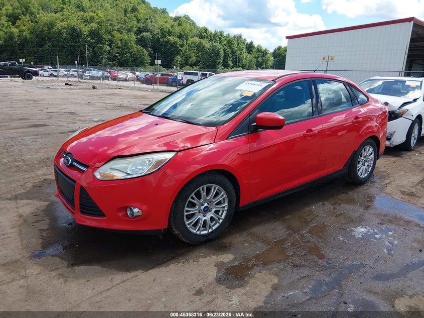 Vin: 1fahp3f24cl197949, lot: 45866302, ford focus se 20122