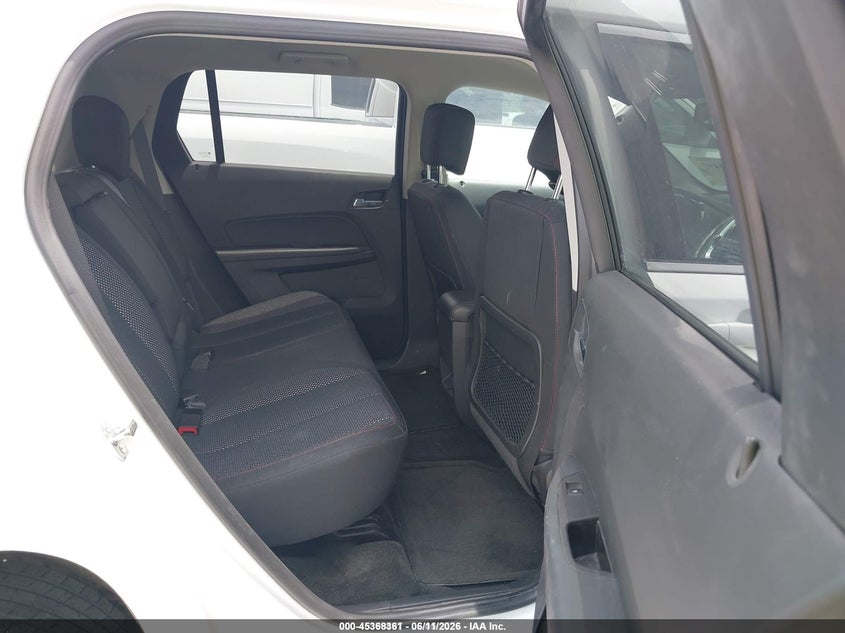 2017 GMC TERRAIN auction photo 8