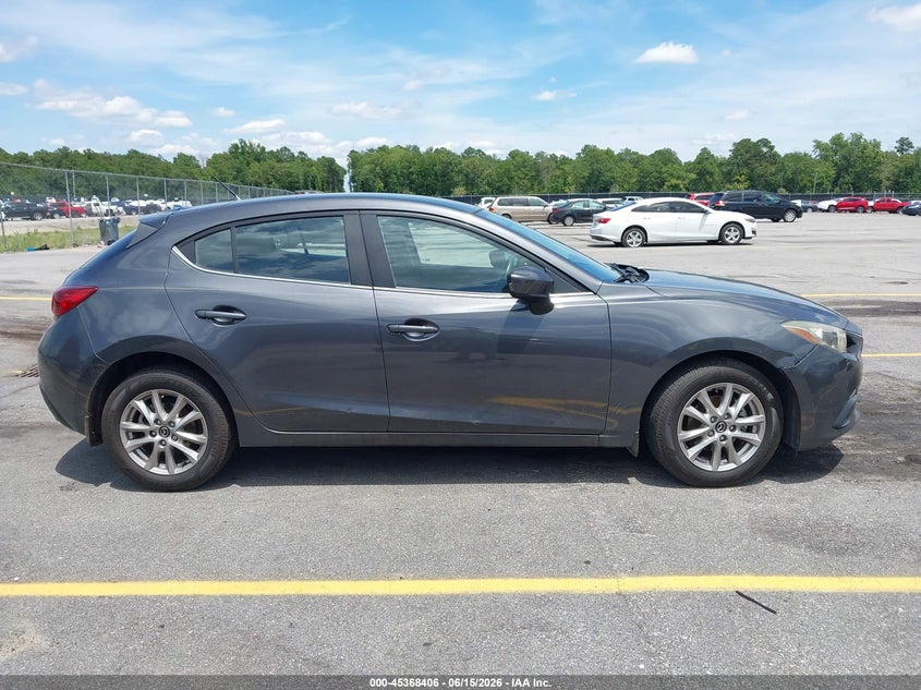 MAZDA MAZDA3 - zdjęcie 13