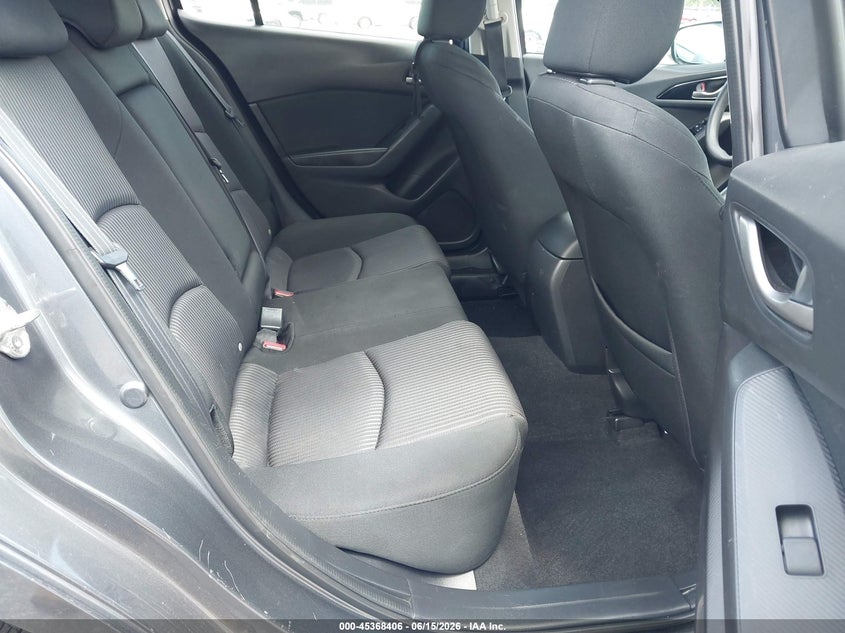 MAZDA MAZDA3 - zdjęcie 8
