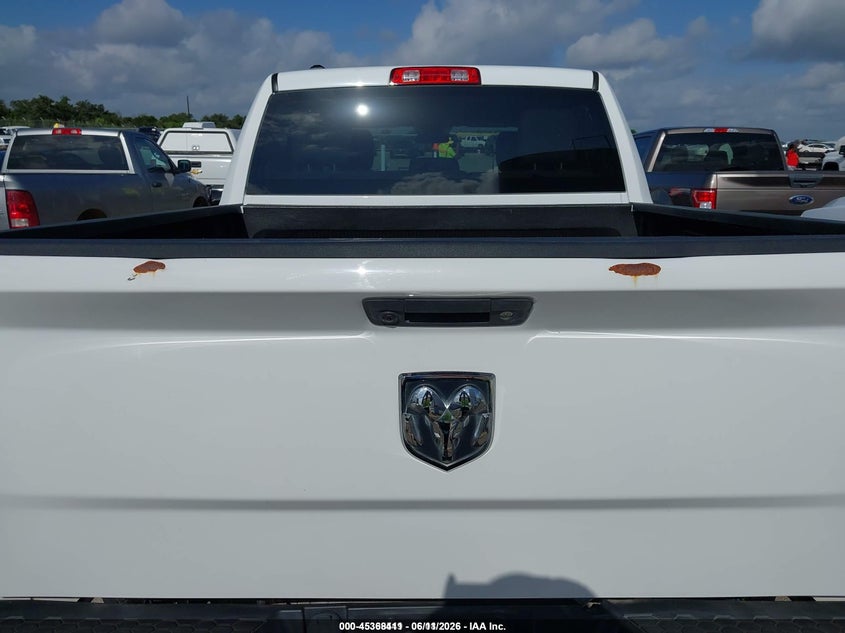 2018 RAM 1500 auction photo 6