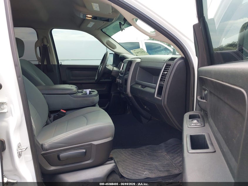 2018 RAM 1500 auction photo 5