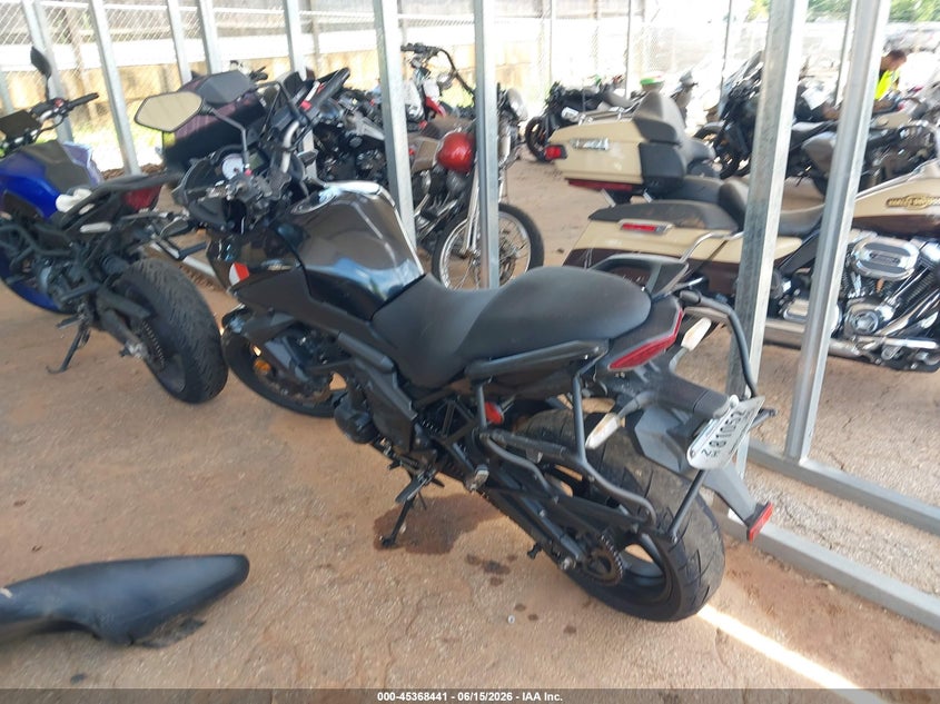 2012 KAWASAKI LE650 auction photo 3